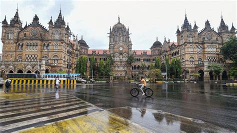 Mumbai’s Chhatrapati Shivaji Maharaj Terminus to get ₹1,642 cr makeover