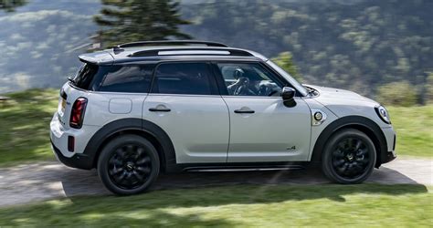 The new Mini Countryman plug-in hybrid has 224 hp and 52 km of autonomy ...