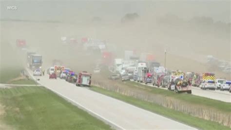 Illinois dust storm causes major car crashes, multiple fatalities | GMA