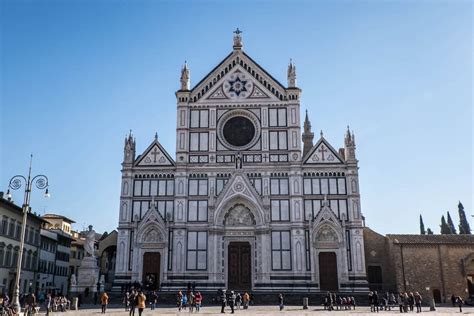 The Basilica of Santa Croce in Florence - My Travel in Tuscany