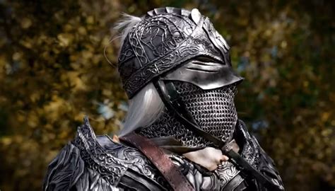 Elden Ring Cosplayer Recreates Raging Wolf Armor in Jaw-Dropping Detail ...