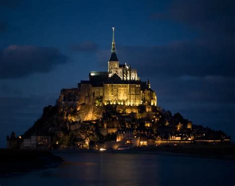 Mont Saint Michel tides: forecasts, schedules, and current conditions | MSM