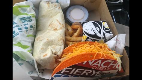 Taco Bell: Nacho Fries Box Review - YouTube