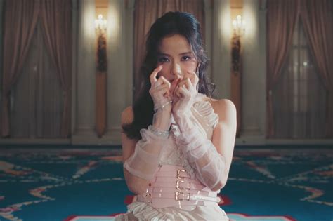 Blackpink's Jisoo blooms in solo debut album 'ME' | ABS-CBN News