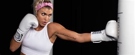 6 BEST Boxing Resources for Women | FightCamp