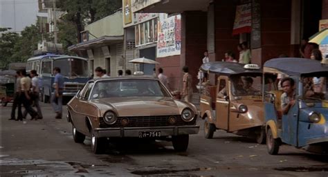 IMCDb.org: 1960 Daihatsu Midget [MP] in "The Man with the Golden Gun, 1974"