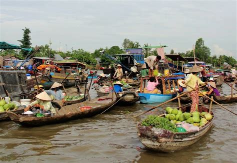 GỢI NHỚ: PHÓNG SỰ : CHỢ NỔI NGÃ NĂM, SÓC TRĂNG