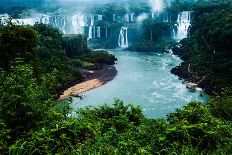 Discover the biggest and most beautiful waterfall in Brazil - Travel ...