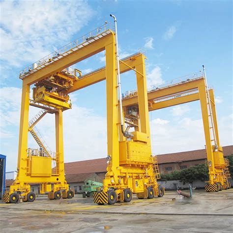 Mobile Container Double Girder Gantry Crane With Zpmc Spreader - Buy ...