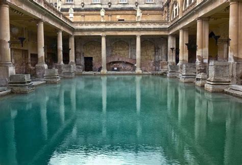 Roman Baths - Bath UK Tourism, Accommodation, Restaurants & Whats On