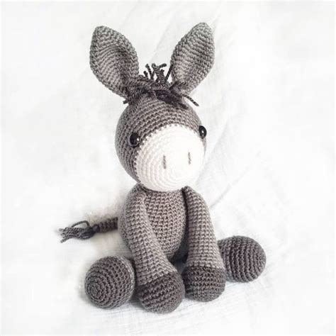 Get this amigurumi donkey free crochet pattern here. | Crochet animals ...