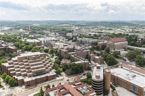 UT Knoxville Will Have No Tuition Increase for FY 18-19 Budget – News