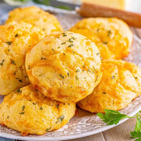 Red Lobster Cheddar Bay Biscuits - The Country Cook