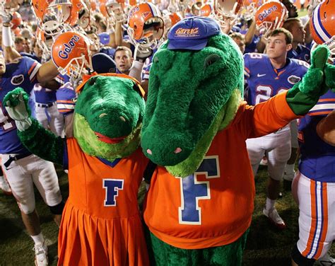 Top 25 College Football Mascots, Hot Clicks - Sports Illustrated