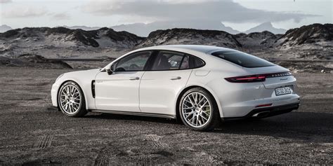 2017 Porsche Panamera 4 E-Hybrid review | CarAdvice