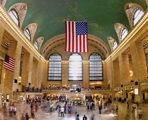 Grand Central Station | History, Clock, & Ceiling | Britannica