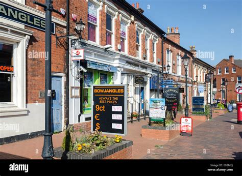 A row of jewellery shops on Vyse Street in Birmingham's Jewellery ...