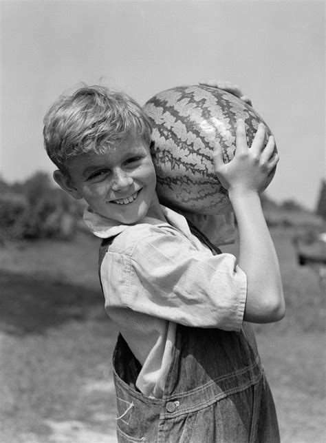 A farm boy in the 1930s. : r/TheWayWeWere