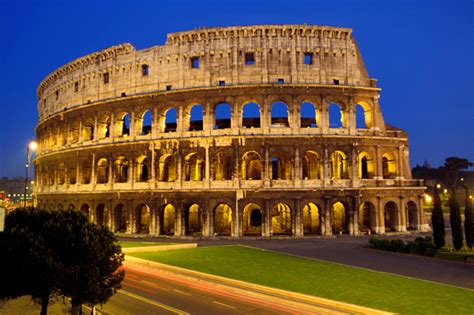 GLOBE IN THE BLOG: The Coliseum, Rome, Italy