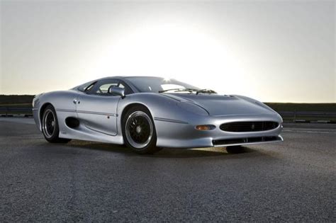 Jaguar XJ220 MI TWR, Yellow and Silver Body Colour - NEWS HOT CAR