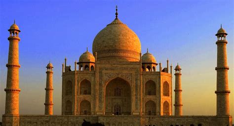 Changing Colours Of Taj Mahal | Different Shades and Colour Of Taj Mahal