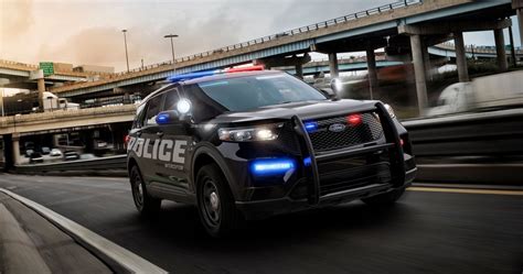 Ford Police Interceptor Hybrid Arrives With Incredible Mileage To Save ...