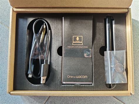 Wacom One by Drawing Tablet (CTL-472), Computers & Tech, Parts ...