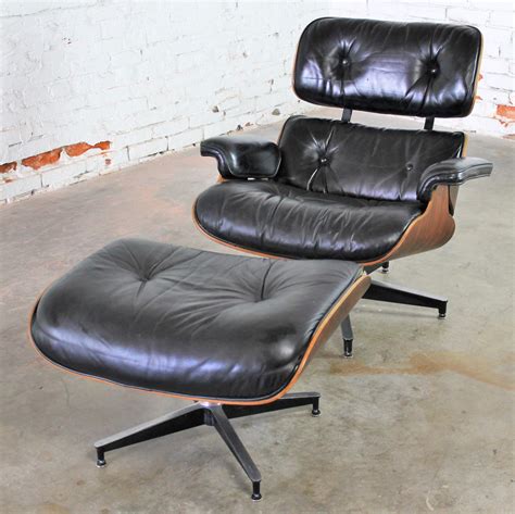 Vintage Eames Lounge Chair & Ottoman in Black Leather & Rosewood by ...