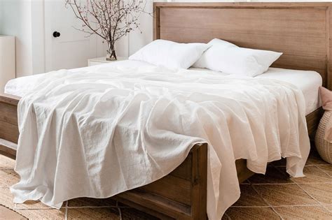 The Best Linen Sheets in 2020 | GQ