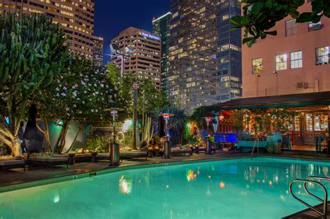 Best Poolside Happy Hours In Los Angeles | Downtown los angeles hotels ...