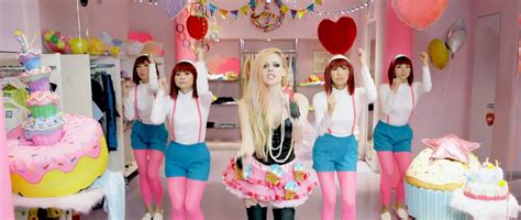 Avril Lavigne's Hello Kitty inspires take off from Tesstubebaby – AsAmNews