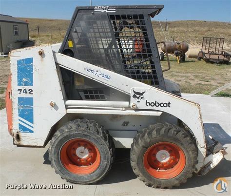 1985 Bobcat 742 Skid Steers BOBCAT 48782 Purple Wave, Inc. 56611 on ...