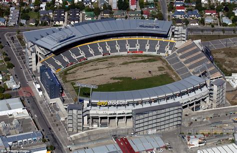 Lancaster Park in Christchurch lost to earthquake damage | Daily Mail ...