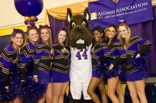 Damien & #UAlbany's Cheer Team #mascot | Great Dane Spirit | Pinterest ...