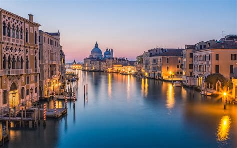 Venice at night Grand Canal Basilica of Santa Maria Italy 4K Ultra HD ...