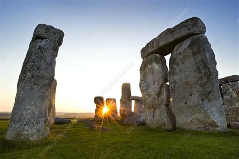 Stonehenge at sunrise - Stock Image - C004/1655 - Science Photo Library