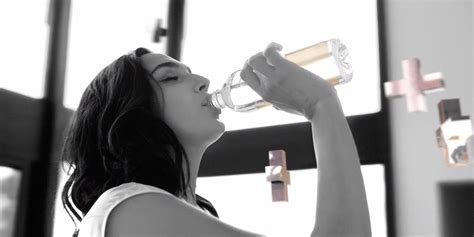 "From Wonder Woman to Refreshment Queen: Gal Gadot Partners Up with ...