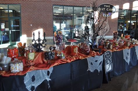 a second way to set the table | Halloween candy buffet, Halloween ...