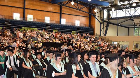 CQUniversity Rockhampton graduation ceremony 2022 | The Courier Mail