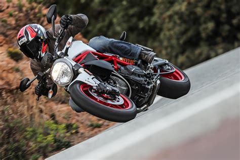 Ducati Monster 797 review | Visordown