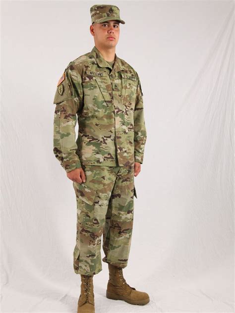 Military Considering A Uniform Change