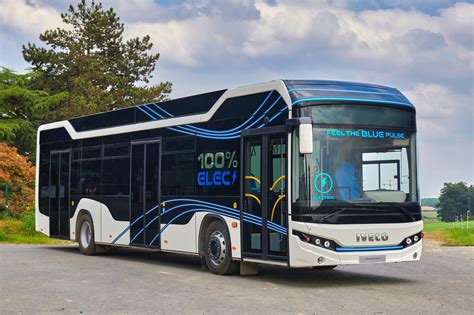 Iveco Bus Streetway Elec launched. It's built in Otokar's factory and ...