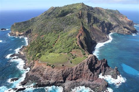 Webster's Google Treking: Famous Islands: Pitcairn Island