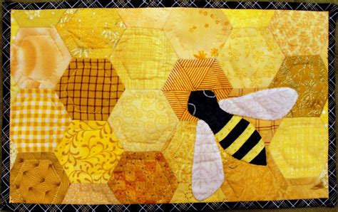 Bee Quilt Pattern Free Use This Bee Applique Crochet Pattern To ...