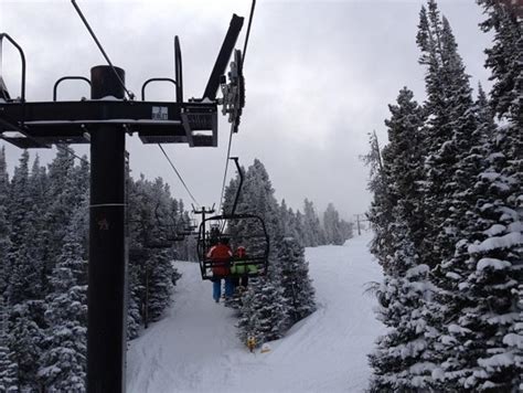 When Do Colorado Ski Resorts Open For the 2014 Ski Season?