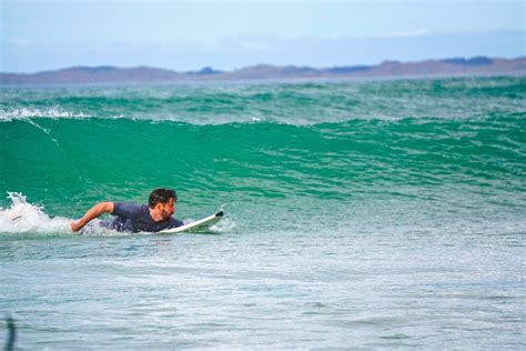 New Zealand Surfing - Top Three Surfing Spots on NZ's North Island ...