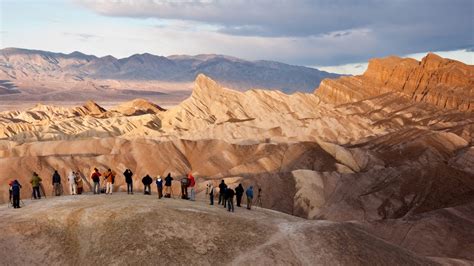 The 10 Best Hikes in Death Valley National Park - The Geeky Camper