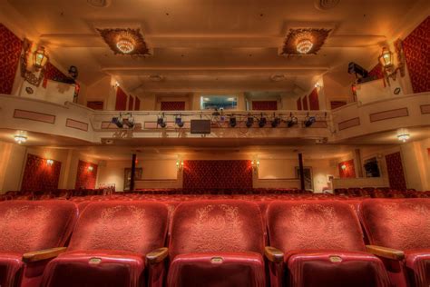 Barter Theatre Main Stage | Abingdon, Barter theatre, Small town life