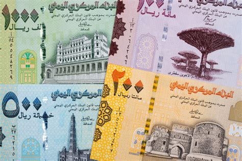 Yemeni riyal in free fall again amid political deadlock | Arab News