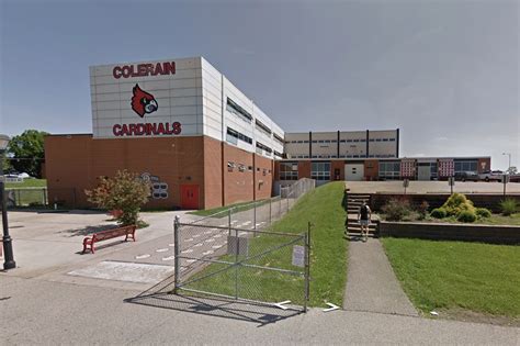 Student, 15, allegedly attacks teacher while hallucinating on drugs ...